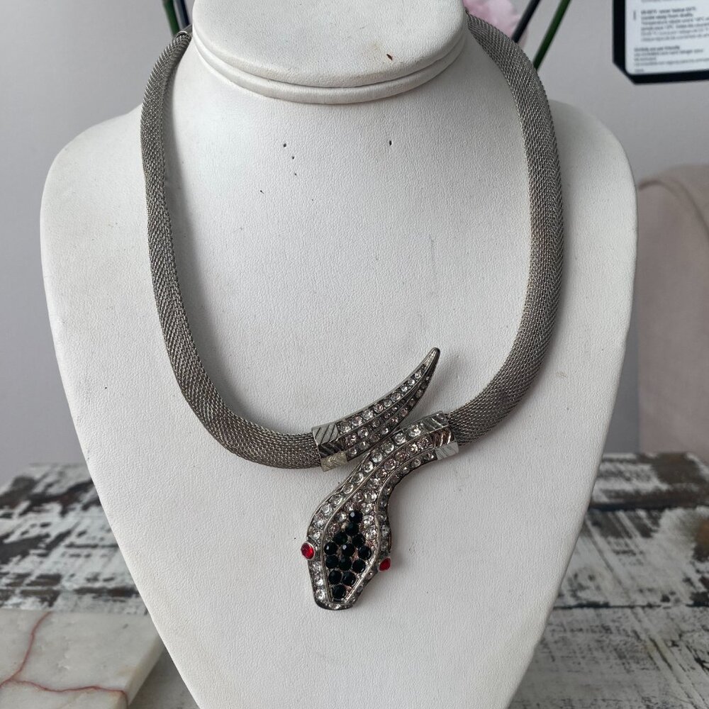 Trendy Stainless Steel Necklace – Modern Statement Jewelry Gift for Her - Picture 2 of 5